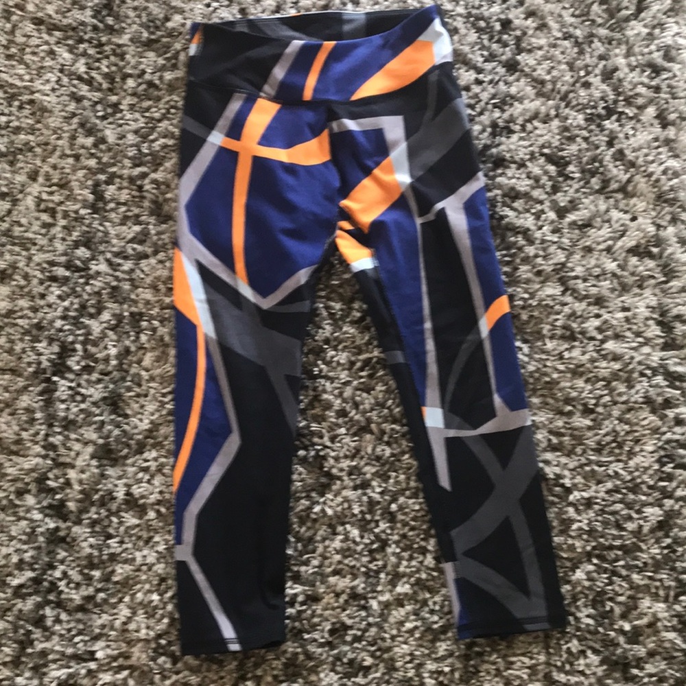 Fabletics crop - Picture 1 of 2